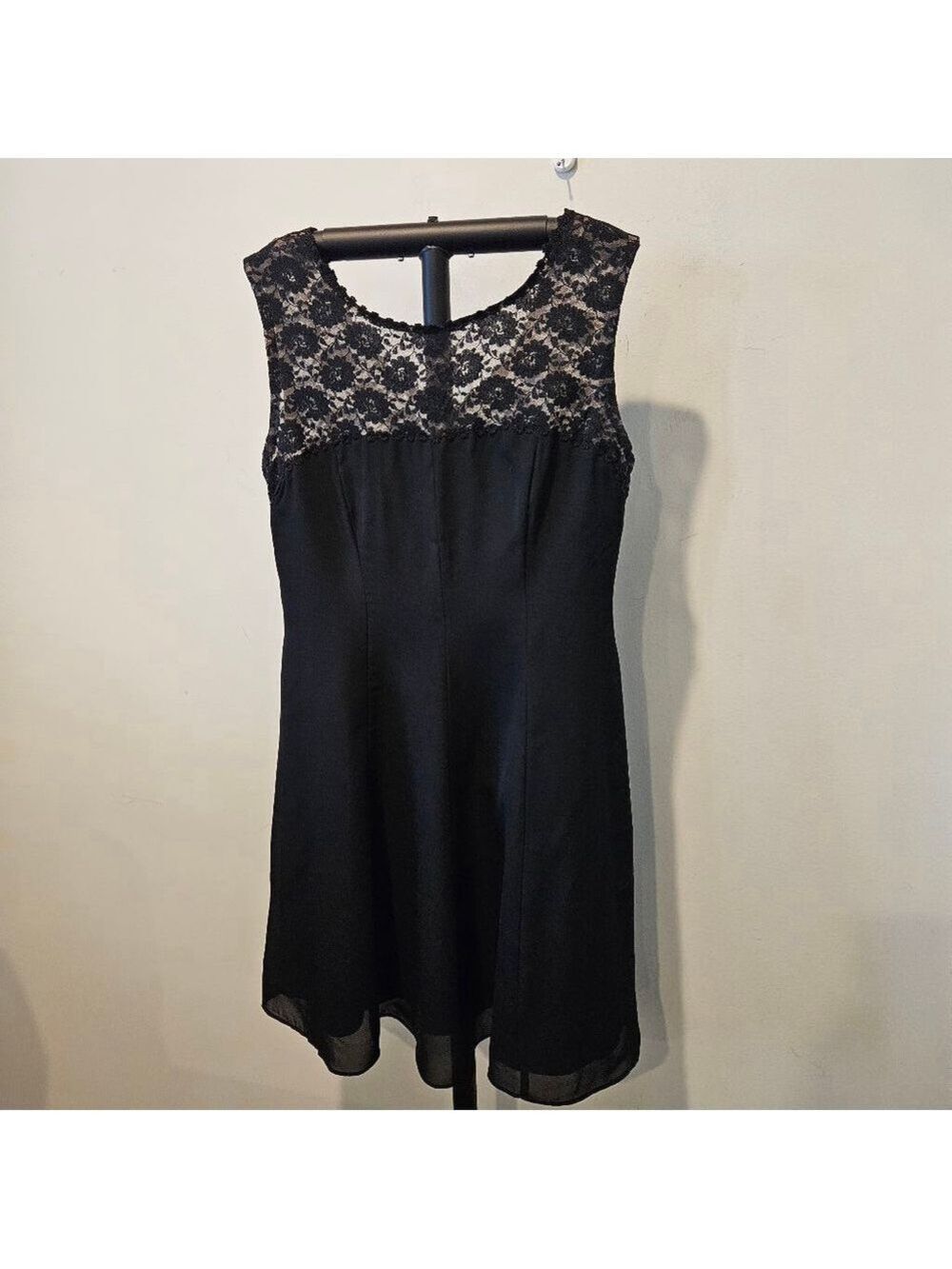 Women's Habits Dress Black with Lace Trim, Size 8 or 10, See Measurements